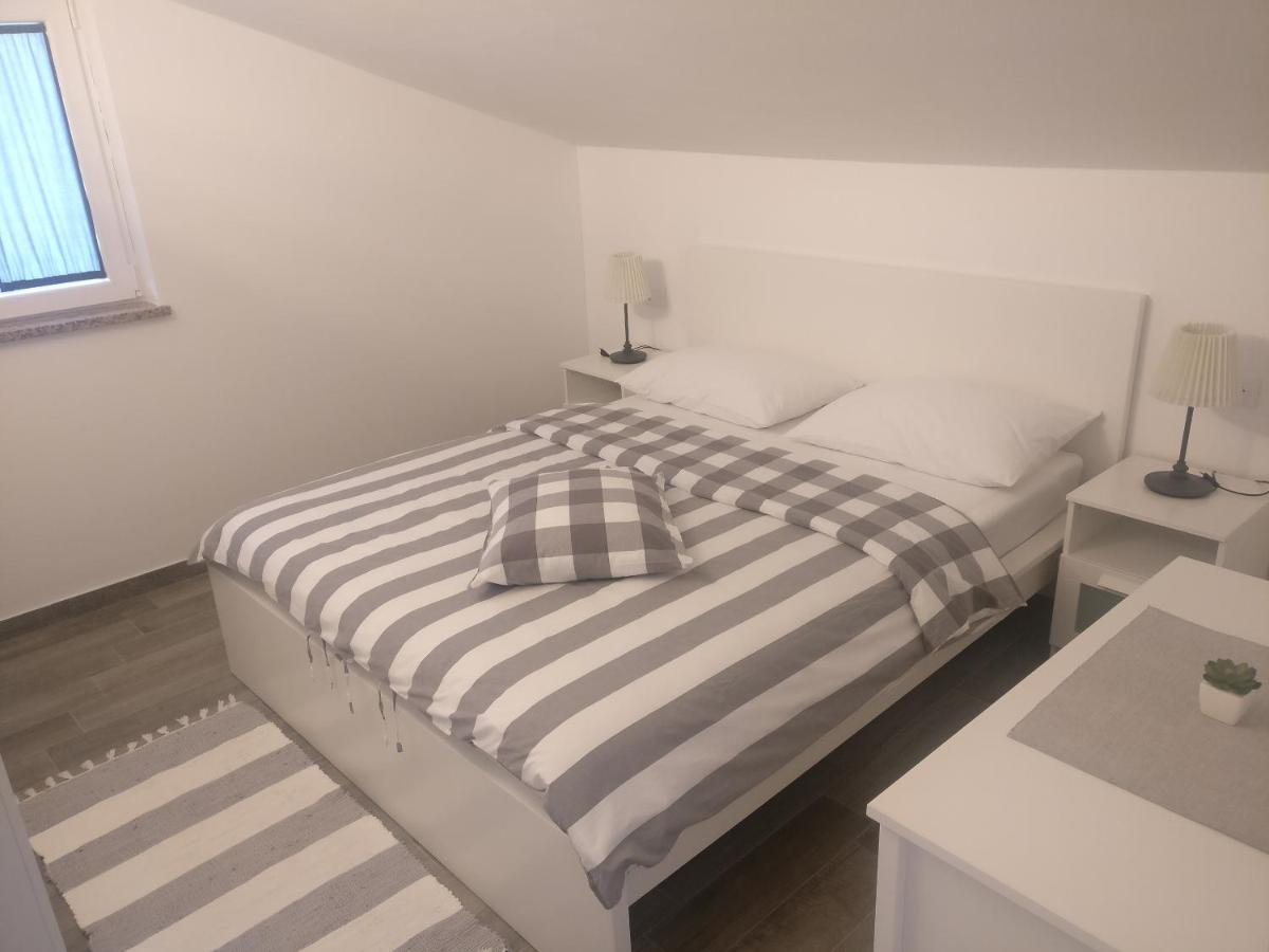 Apartmani Popovic Poreč Kültér fotó